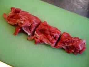 牛肉スライスは５cm幅に切る